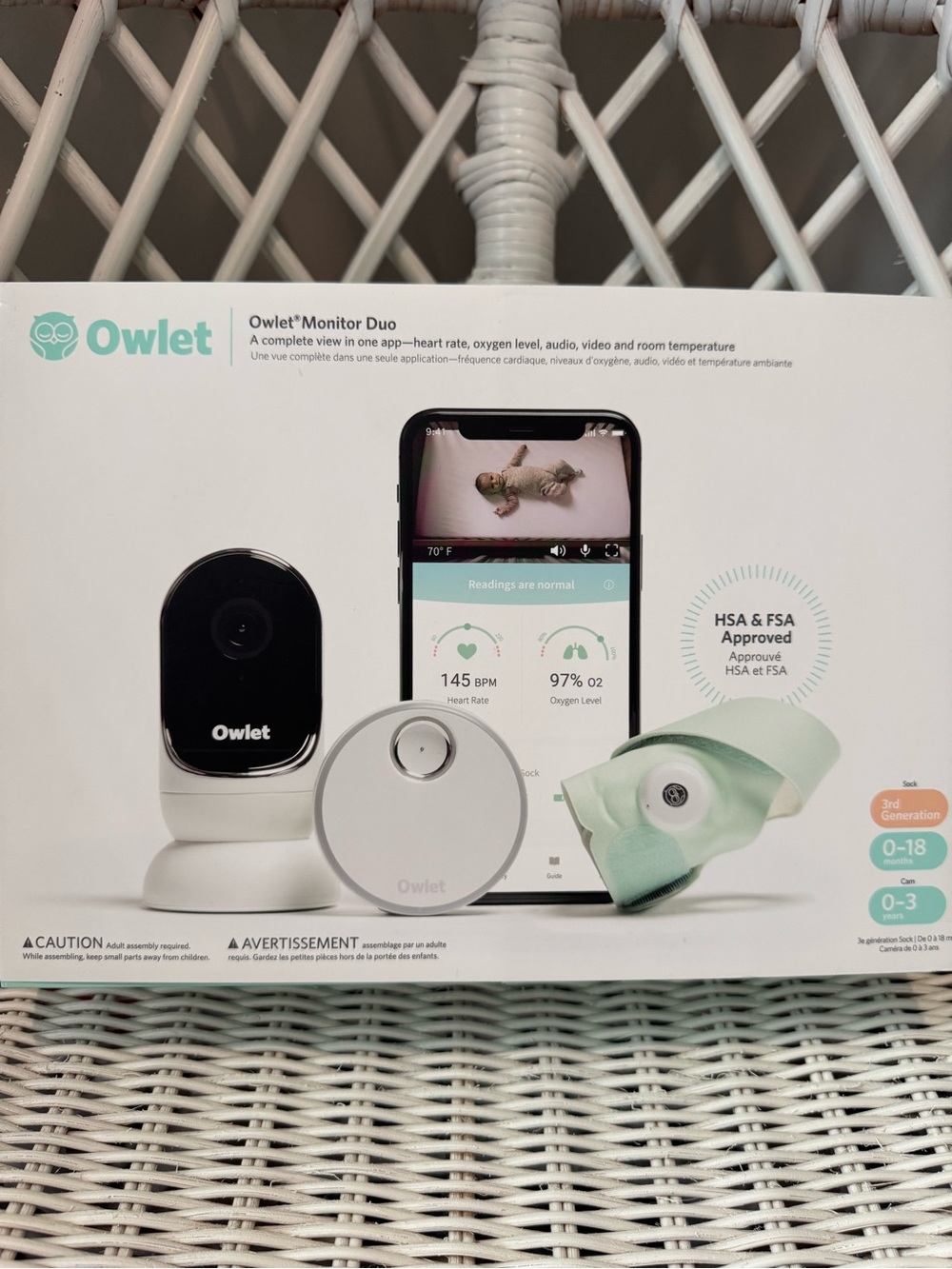 Owlet Monitor Duo for Baby - White Monitor & Mint Socks